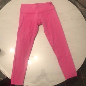 Lululemon wonder under size 4